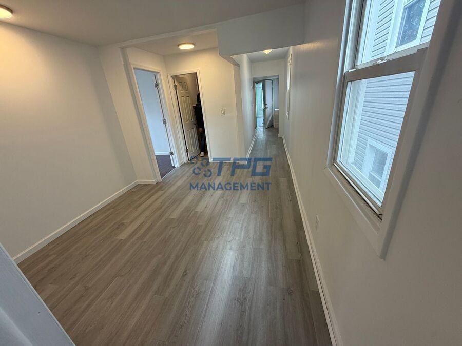 540 Marshall St #2 - Photo 2 of 7