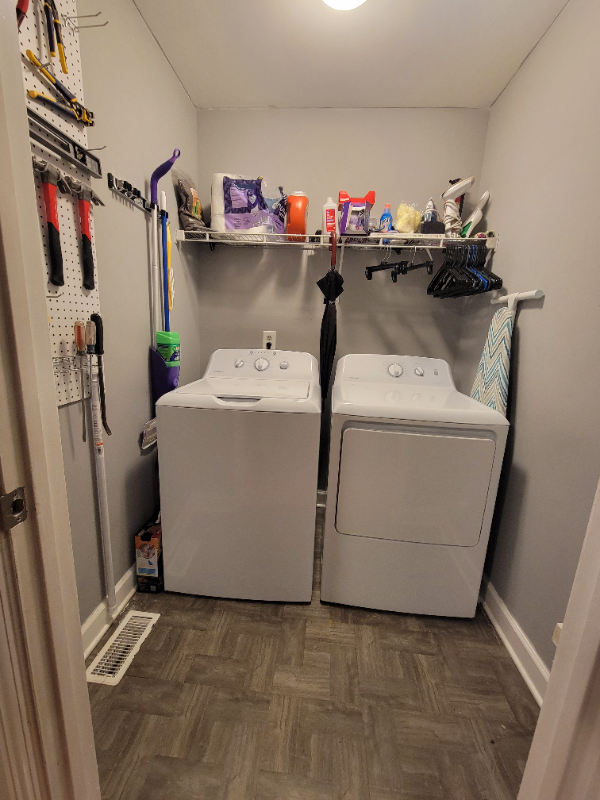 524 Rothwood Ave - Photo 6 of 9