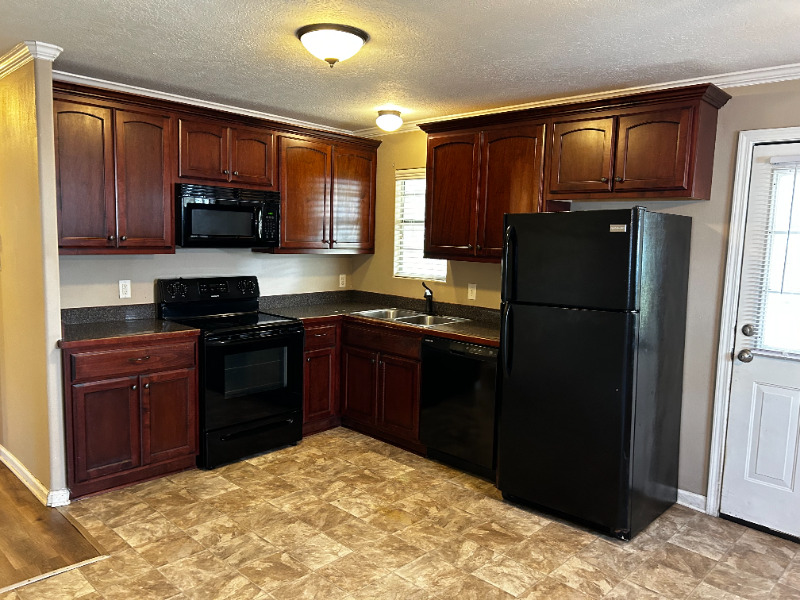 105 Cardinal St - Photo 7 of 20