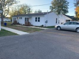 featured image of 1004 Lewis Ave #B