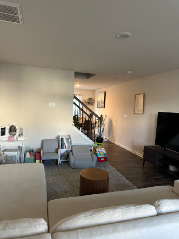 45 Benedict Ln - Photo 3 of 19