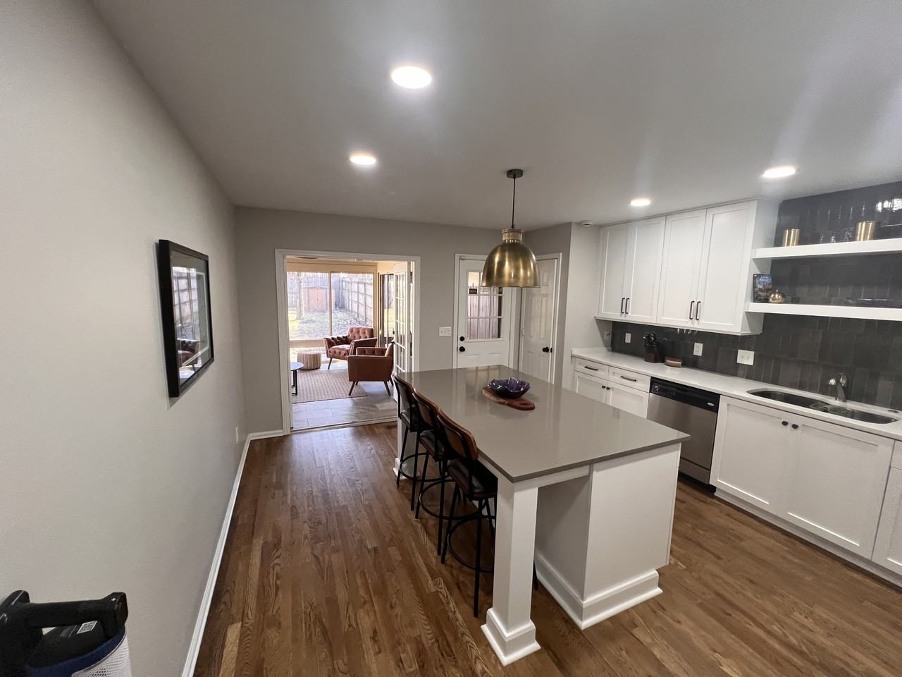 828 N Maple St - Photo 5 of 20