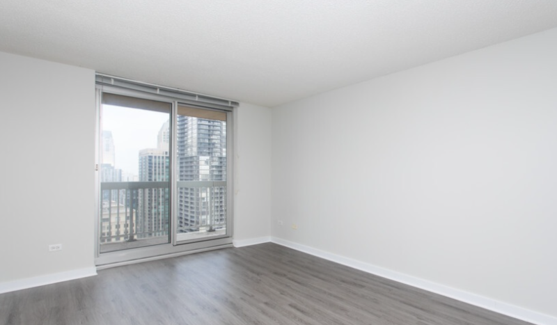 492 N State St - Photo 6 of 13