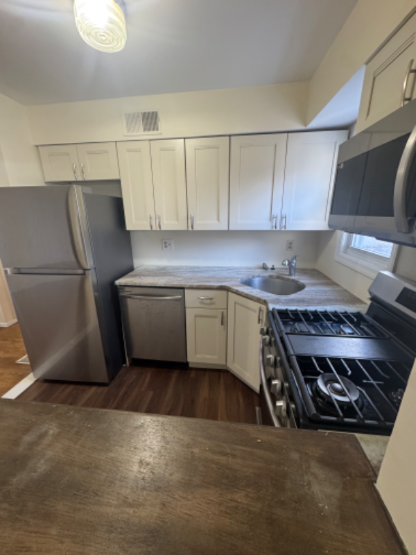 349 Gorge Rd #2 - Photo 3 of 12