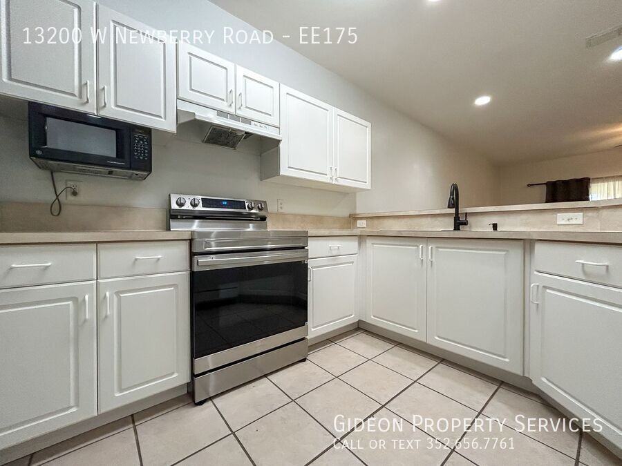 13200 W Newberry Rd - Photo 7 of 34