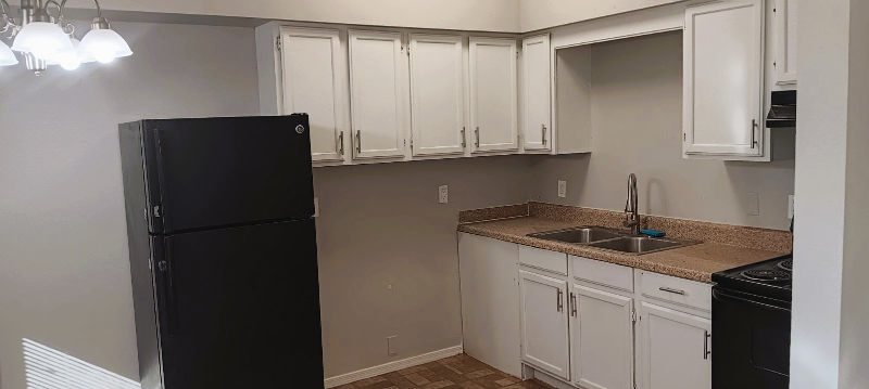 50 N Casa Grande Ave #5 - Photo 3 of 11