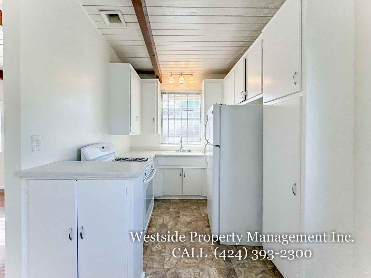 5319 Inglewood Blvd #9 - Photo 4 of 17