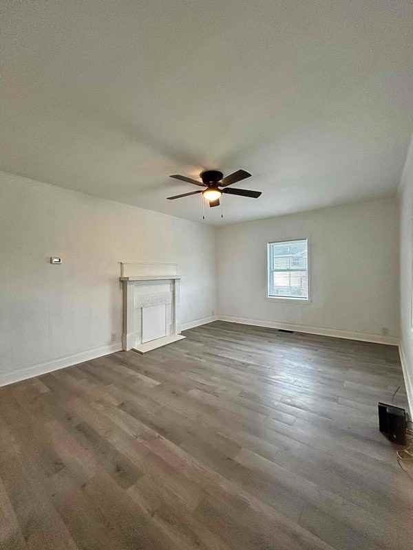 1404 W Fieldcrest Rd - Photo 3 of 18