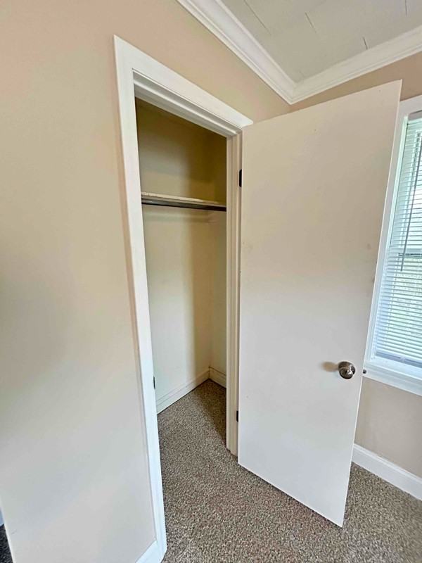 1404 W Fieldcrest Rd - Photo 7 of 18