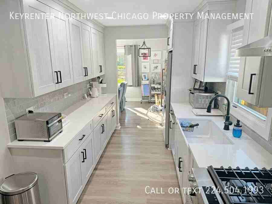 111 S Morgan Ave - Photo 4 of 22