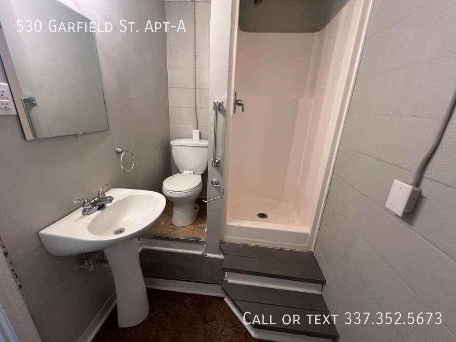 530 Garfield St - Photo 2 of 7