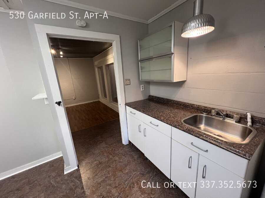 530 Garfield St - Photo 5 of 7