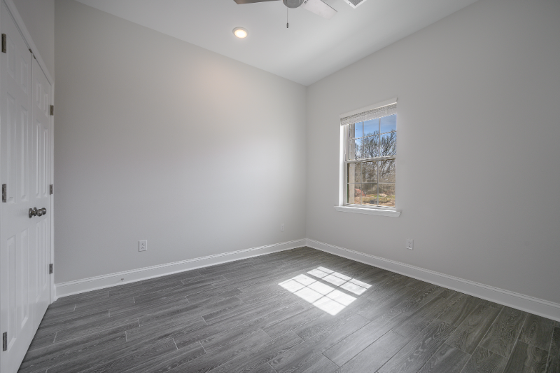 218 Northpark Dr - Photo 3 of 46