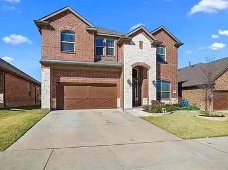 14820 Complacent Way - Photo 2 of 20