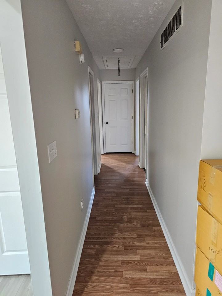 521 Bell Place Dr - Photo 7 of 10