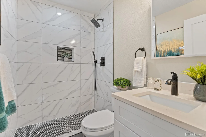 10821 Larry Dr - Photo 6 of 20