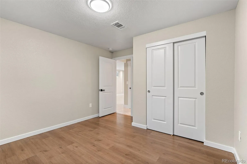 10821 Larry Dr - Photo 7 of 16