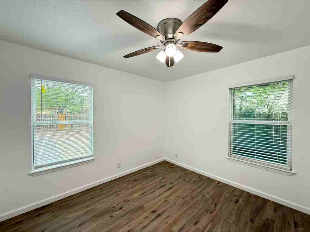 143 Huxley Dr - Photo 7 of 16