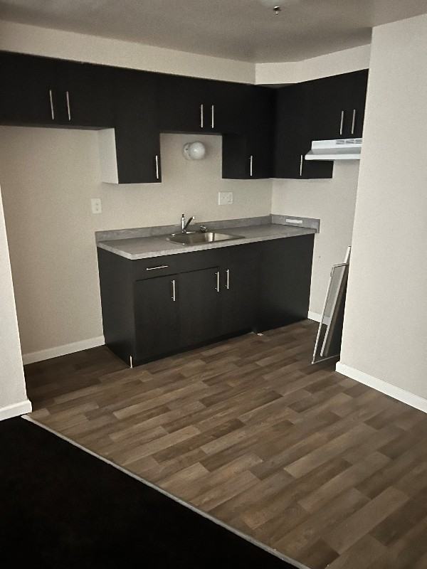 2224 W Wisconsin Ave - Photo 2 of 5