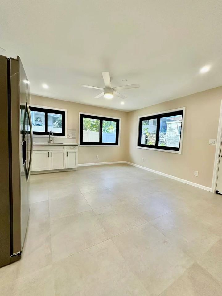 142 Kaloko Ln #1 - Photo 2 of 6