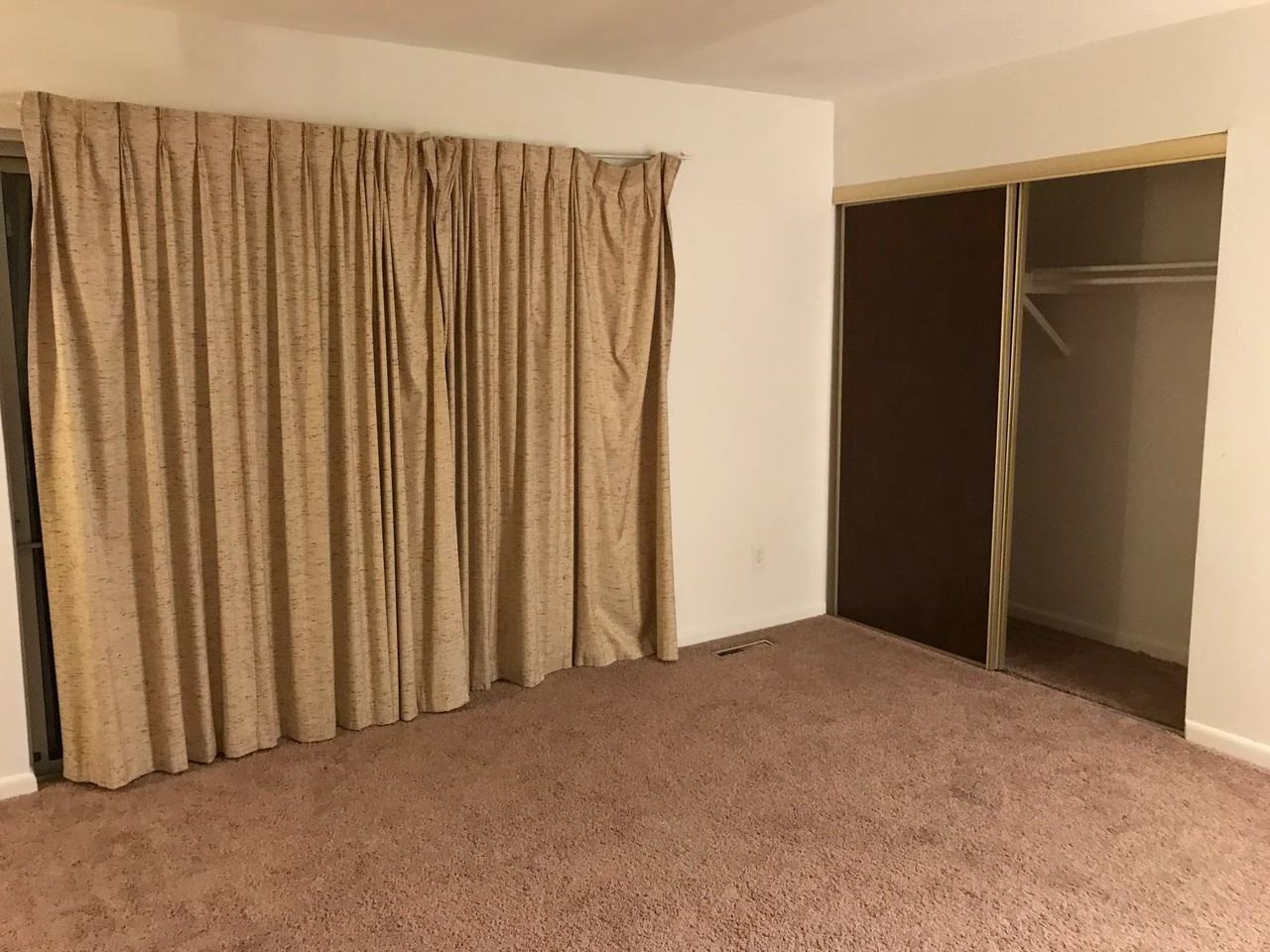 3208 Golf View Dr - Photo 4 of 16