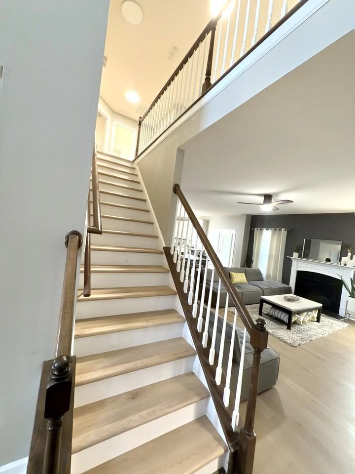 550 Callandale Ln - Photo 3 of 20