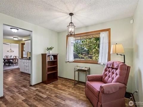 5318 91st St Ne - Photo 4 of 15