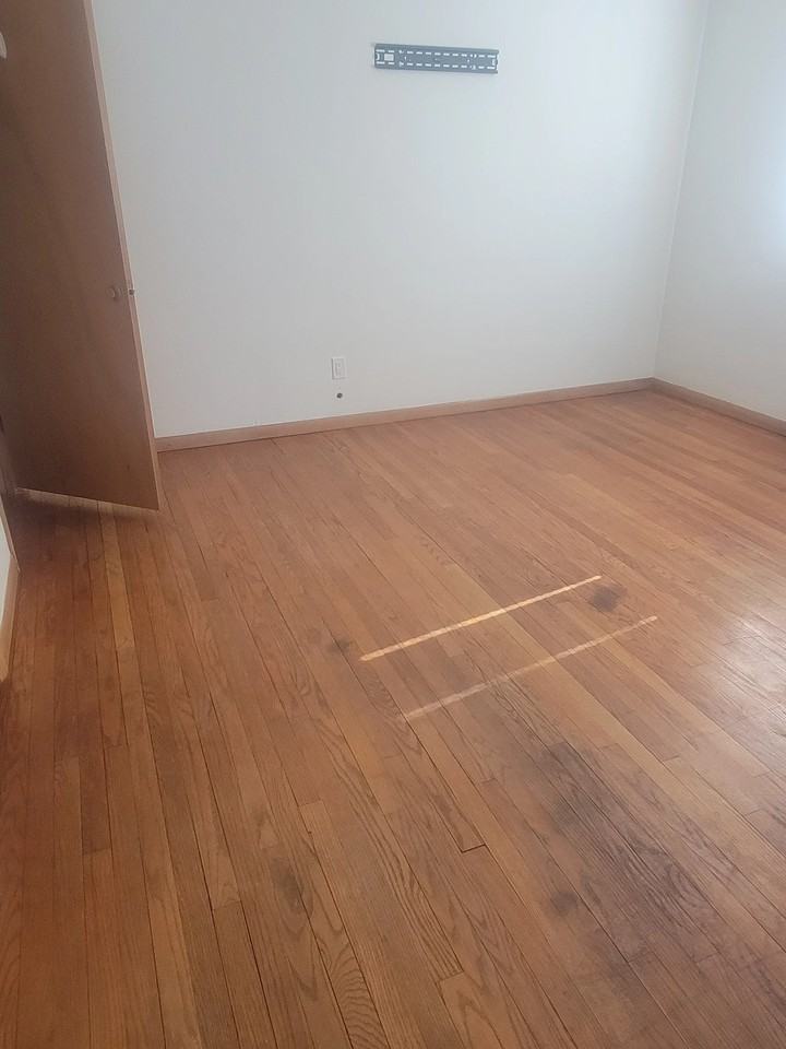 1013 Mary St #2 - Photo 5 of 15