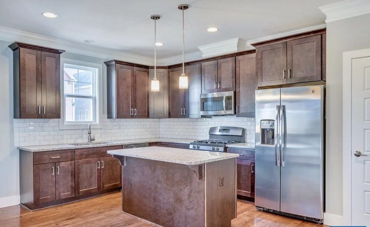 1458 Avon St #A - Photo 5 of 15