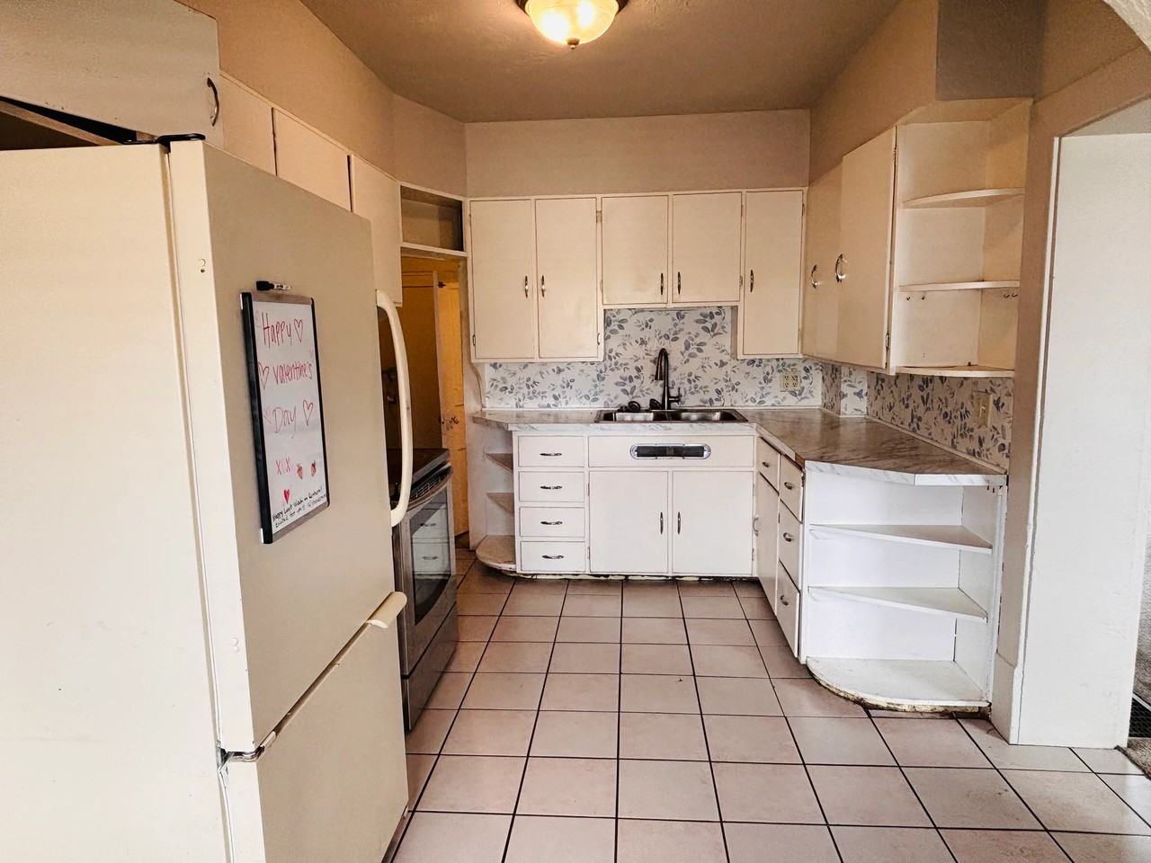 12 Es - Photo 6 of 14