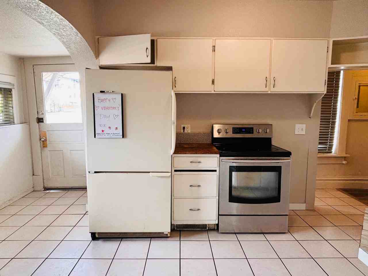 12 Es - Photo 7 of 14