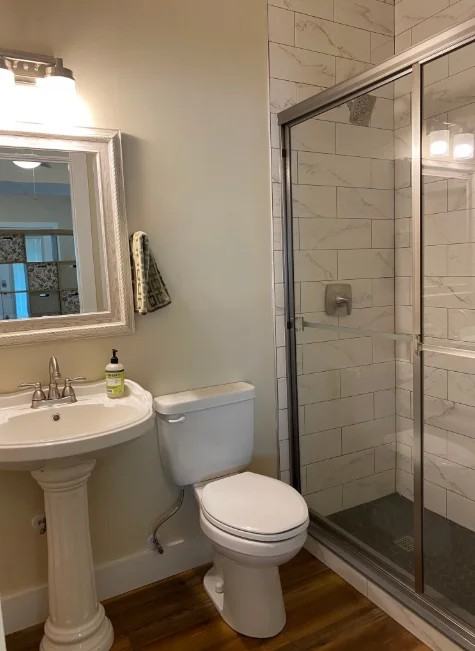 1458 Avon St #B - Photo 6 of 7