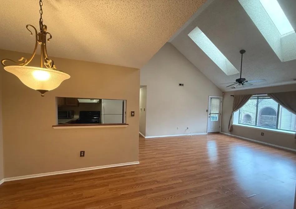 5115C Aberdeen Dr - Photo 7 of 20