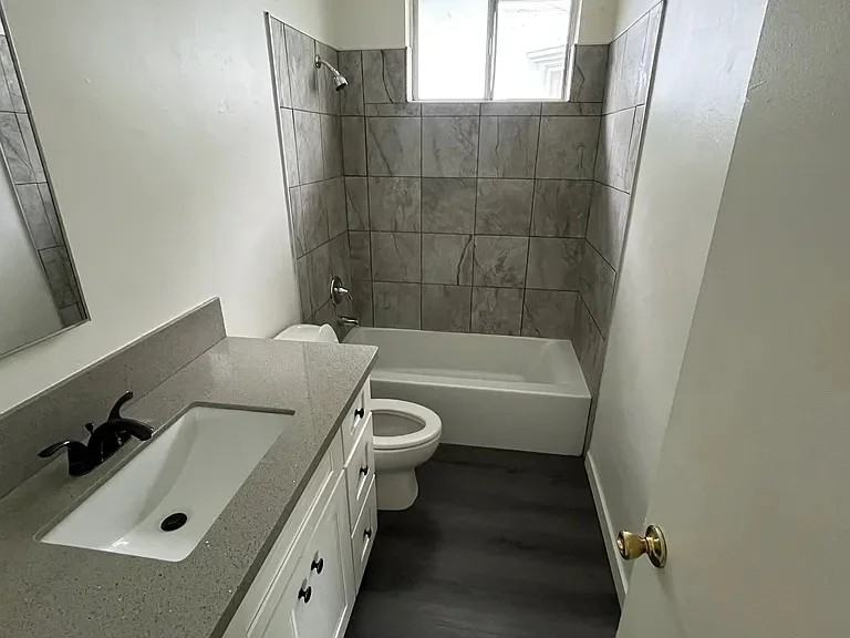 11742 Bellflower Blvd - Photo 3 of 6