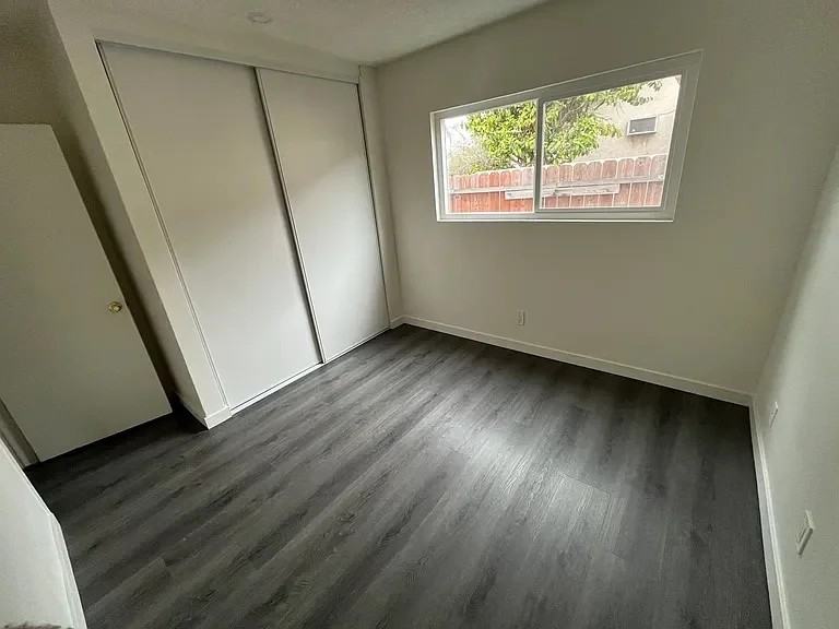 11742 Bellflower Blvd - Photo 5 of 6