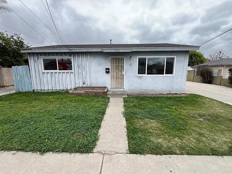 11742 Bellflower Blvd - Photo 6 of 6