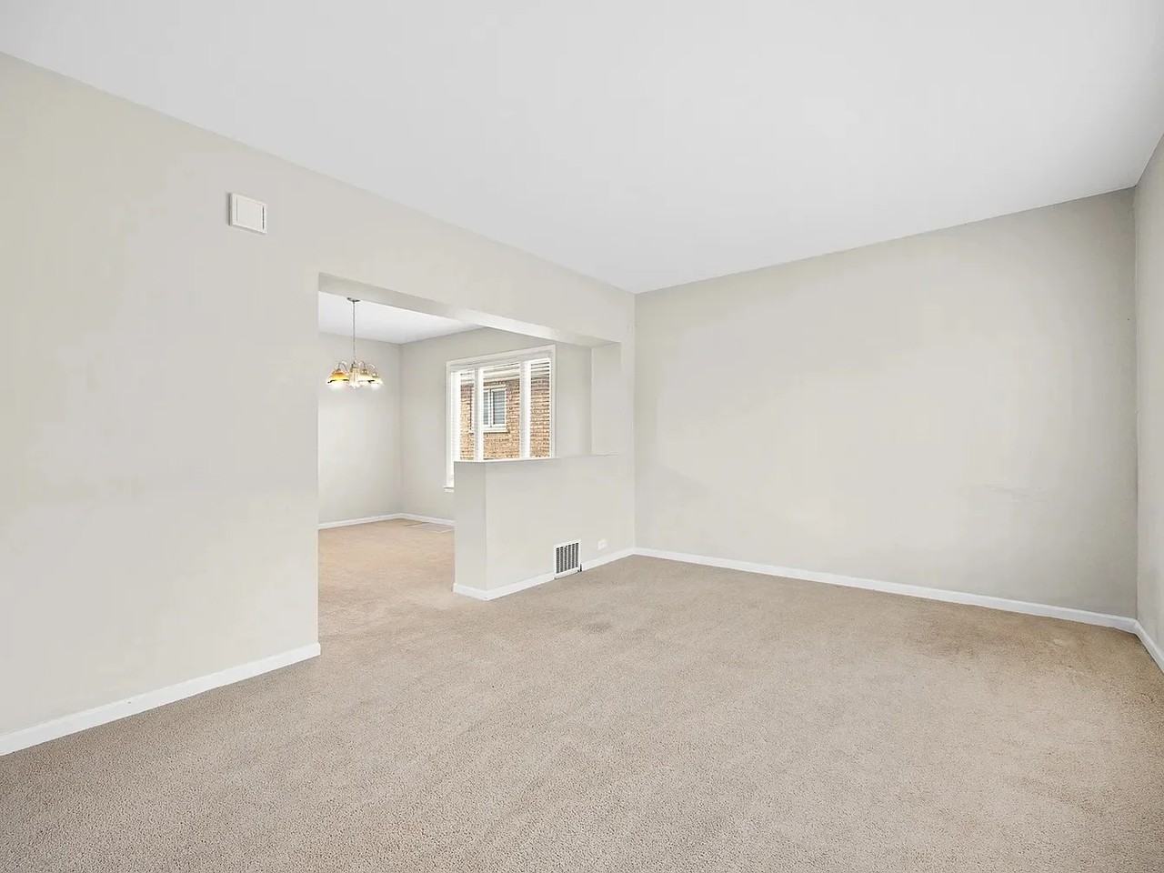 6151 S Austin Ave - Photo 7 of 11