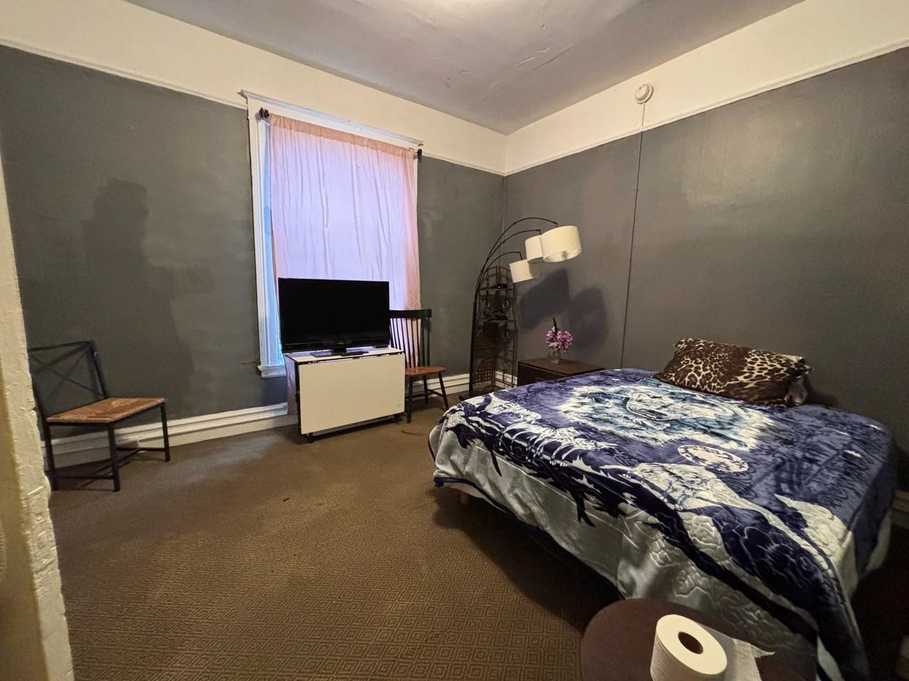 1098 Larkin St #1 - Photo 3 of 12