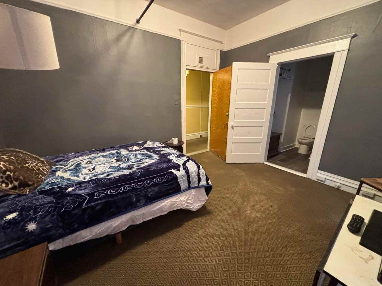 1098 Larkin St #1 - Photo 4 of 12