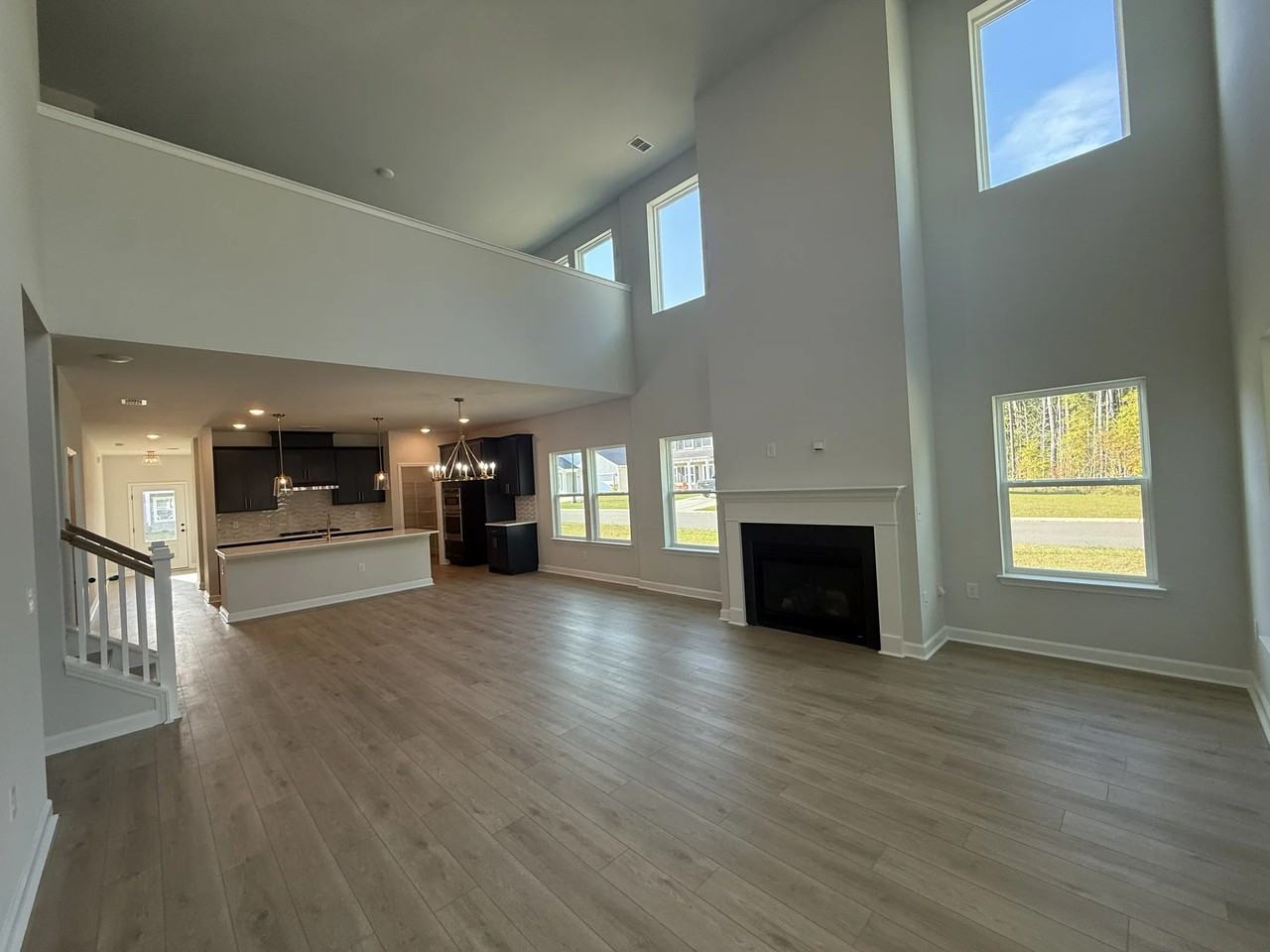 3000 Palma Way - Photo 2 of 23