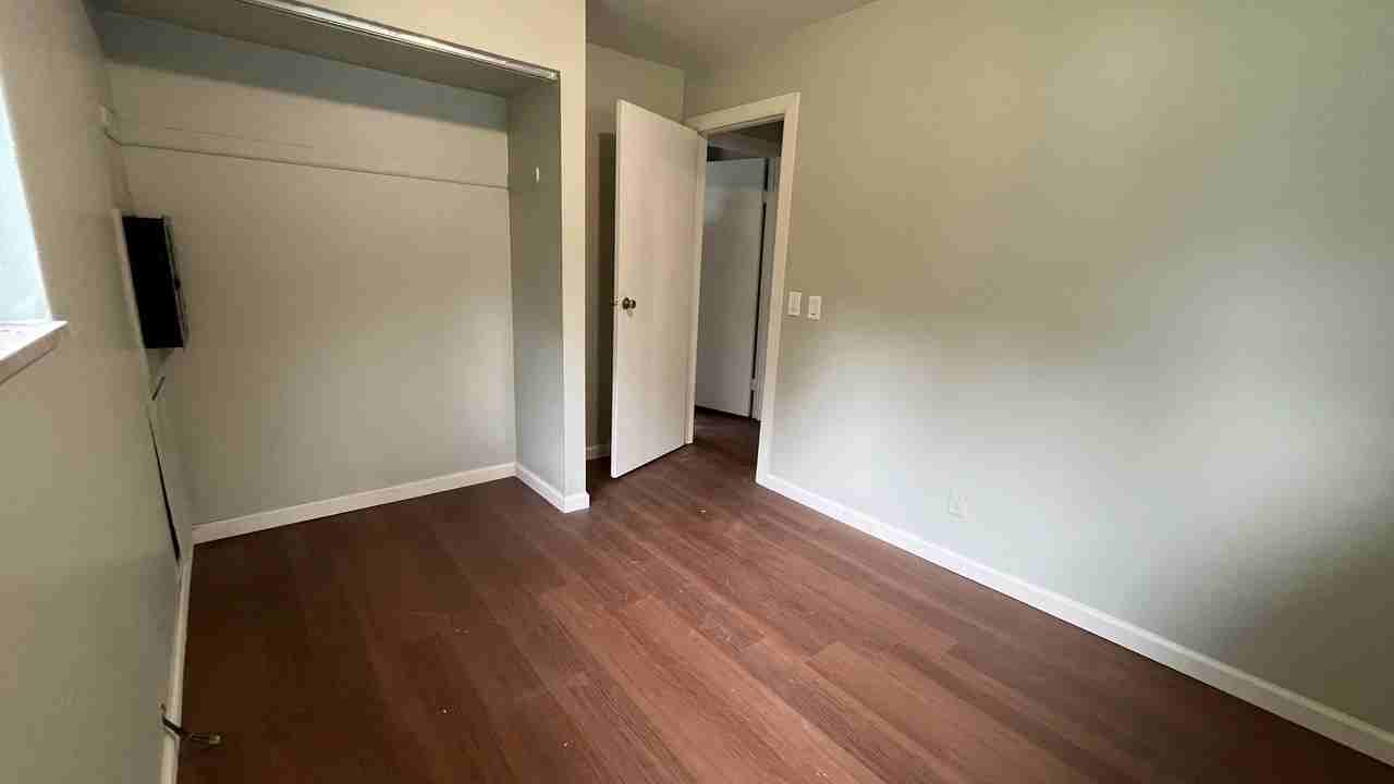 3758 Wallace Blvd - Photo 3 of 7