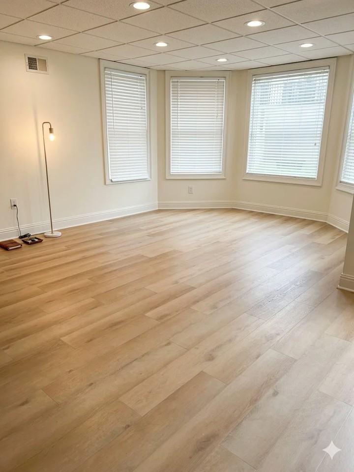 8531 Parkview Ct - Photo 2 of 10