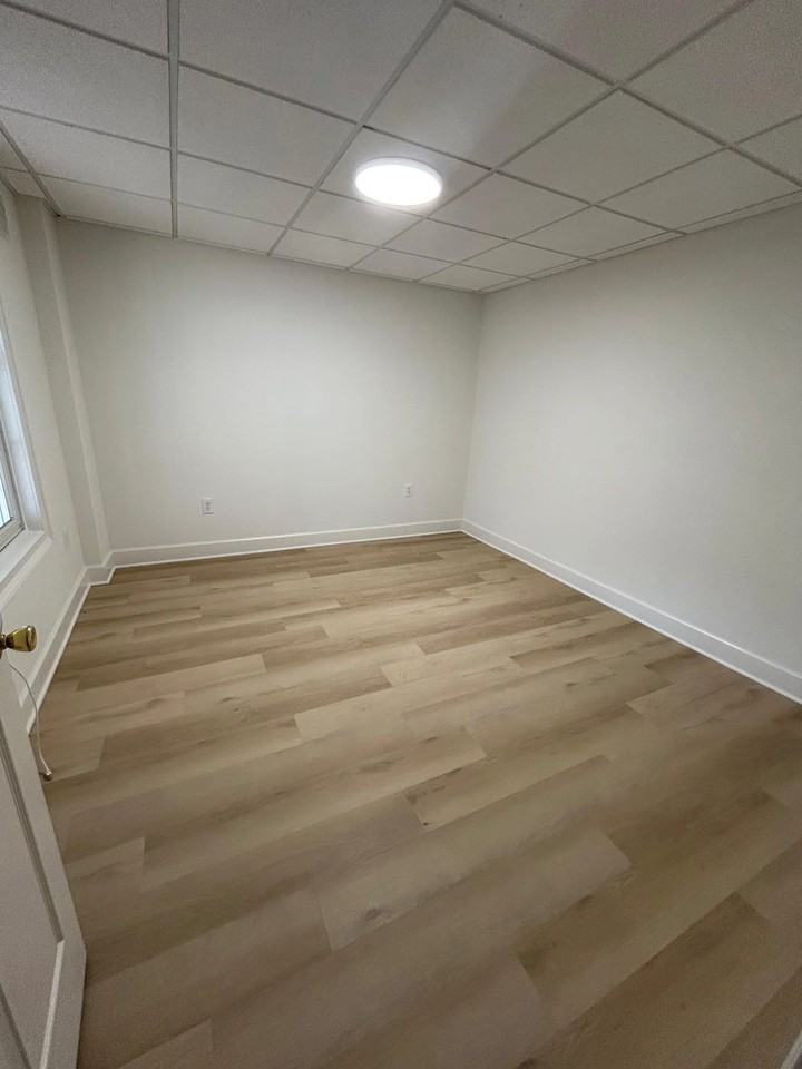 8531 Parkview Ct - Photo 7 of 10