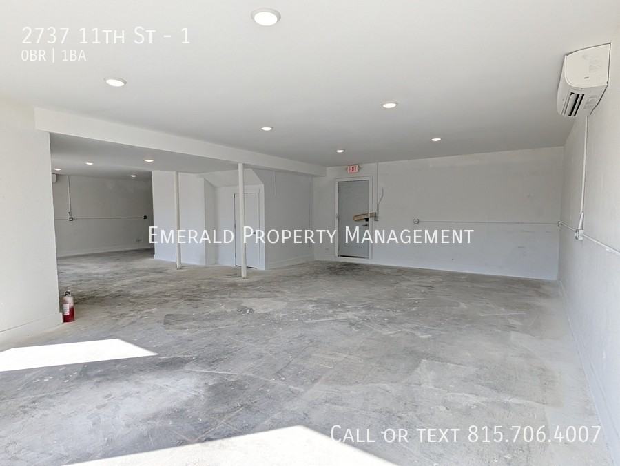 2737 11th St #1 - Photo 3 of 11