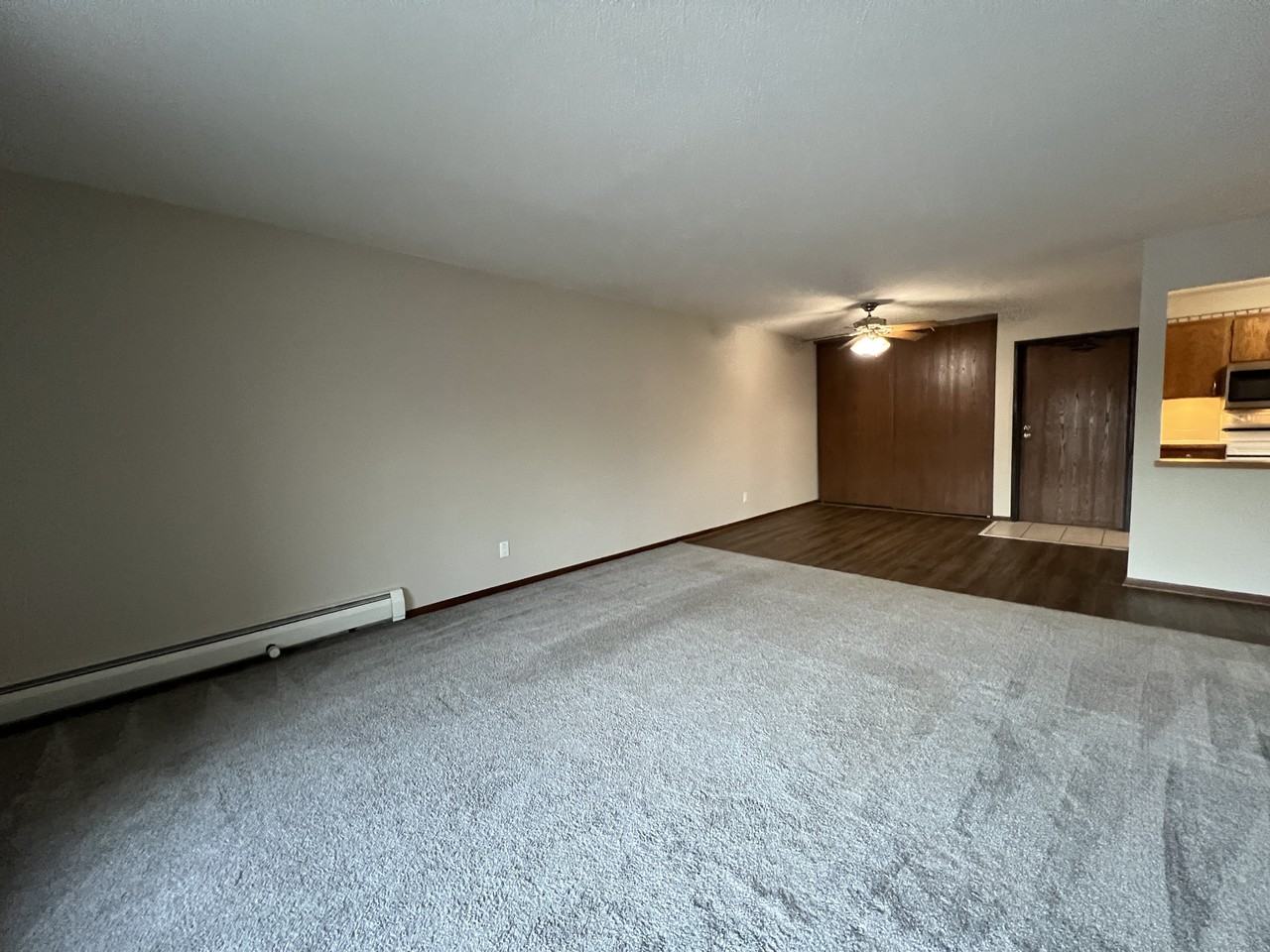 1903 Silver Bell Rd #303 - Photo 4 of 19