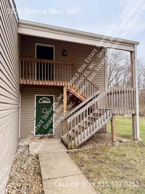 5129 Seaton Hall Dr - Photo 2 of 11