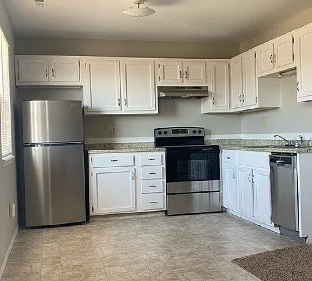 6618 Provincial Dr #6618 - Photo 3 of 8