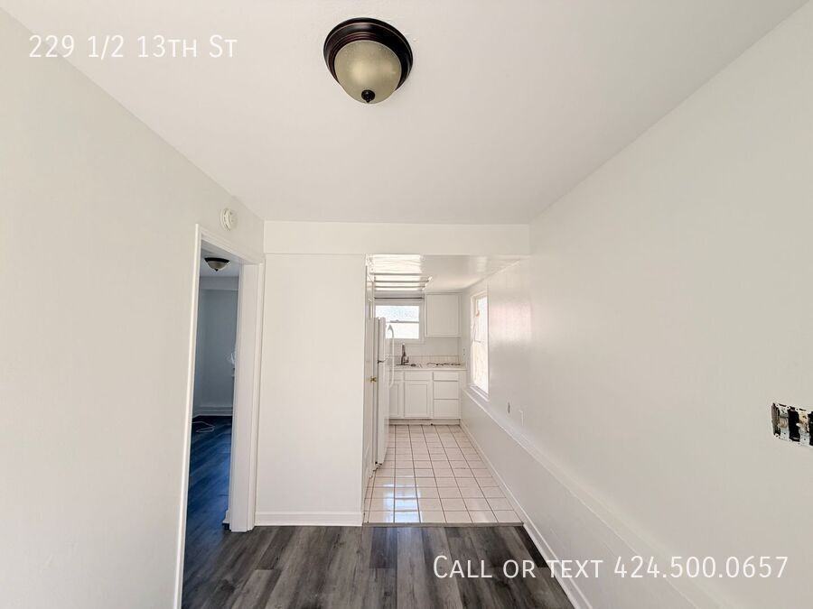 229 1/2 13th St - Photo 2 of 11