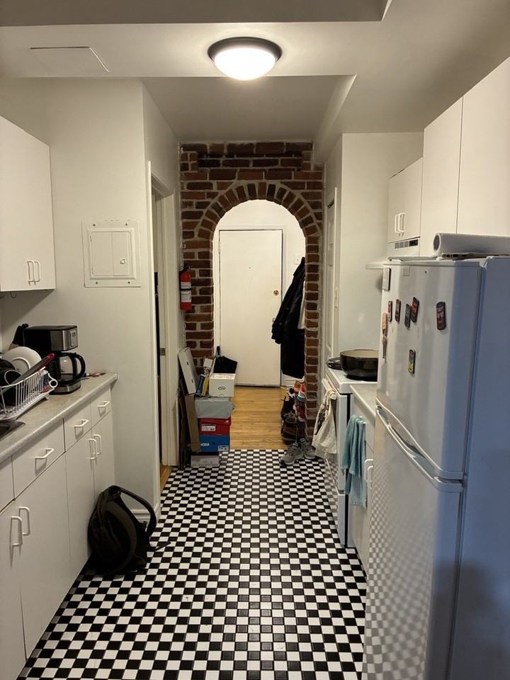 110 Gloucester St #27 - Photo 4 of 10