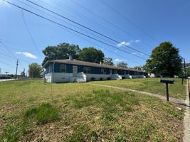 featured image of 2101 Montclair Dr #3